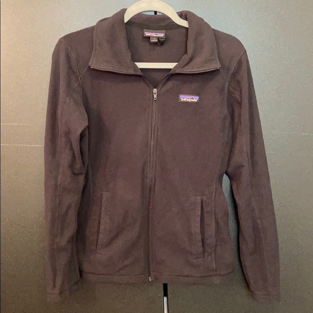 Patagonia black zip up, fleece, size small